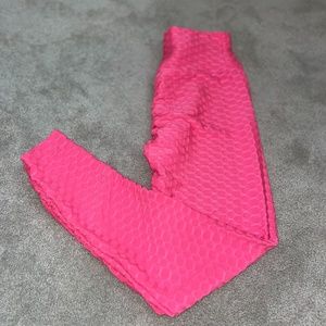 Hot pink yoga pants
